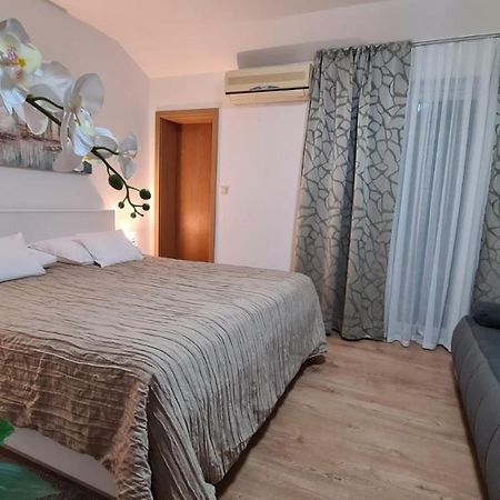 זאדאר Sobe/Rooms Riva מראה חיצוני תמונה