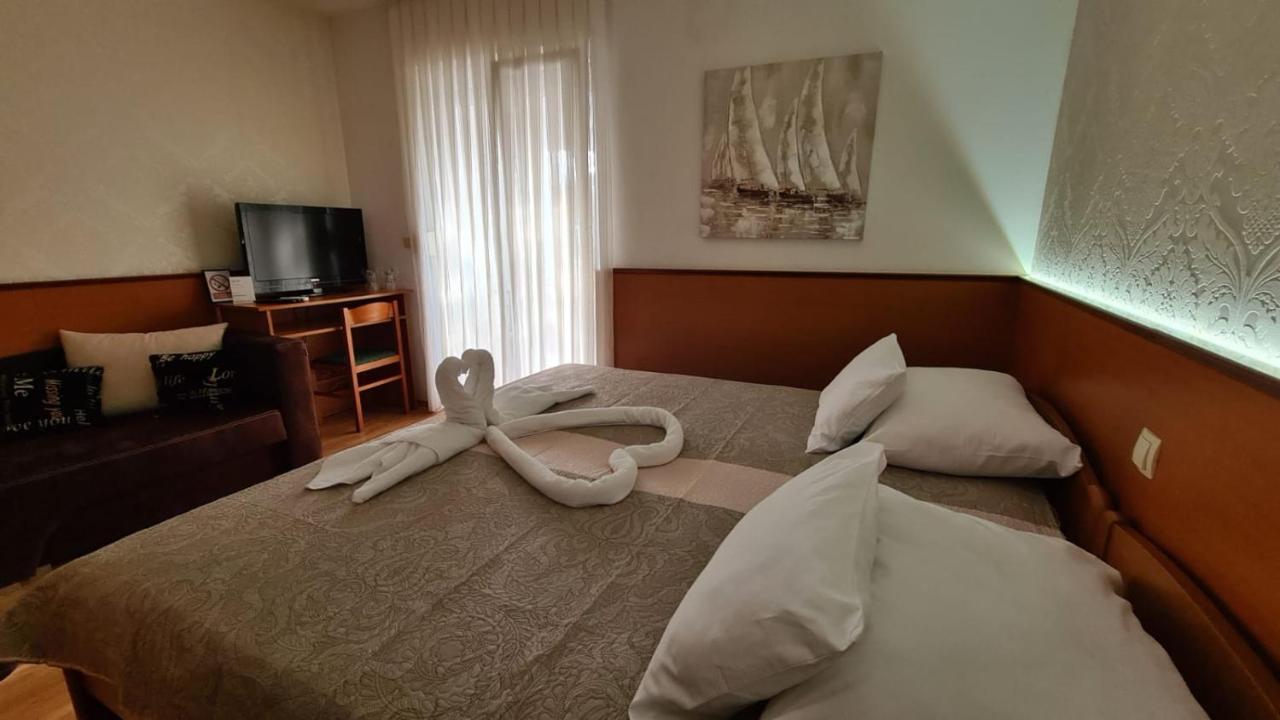 זאדאר Sobe/Rooms Riva מראה חיצוני תמונה