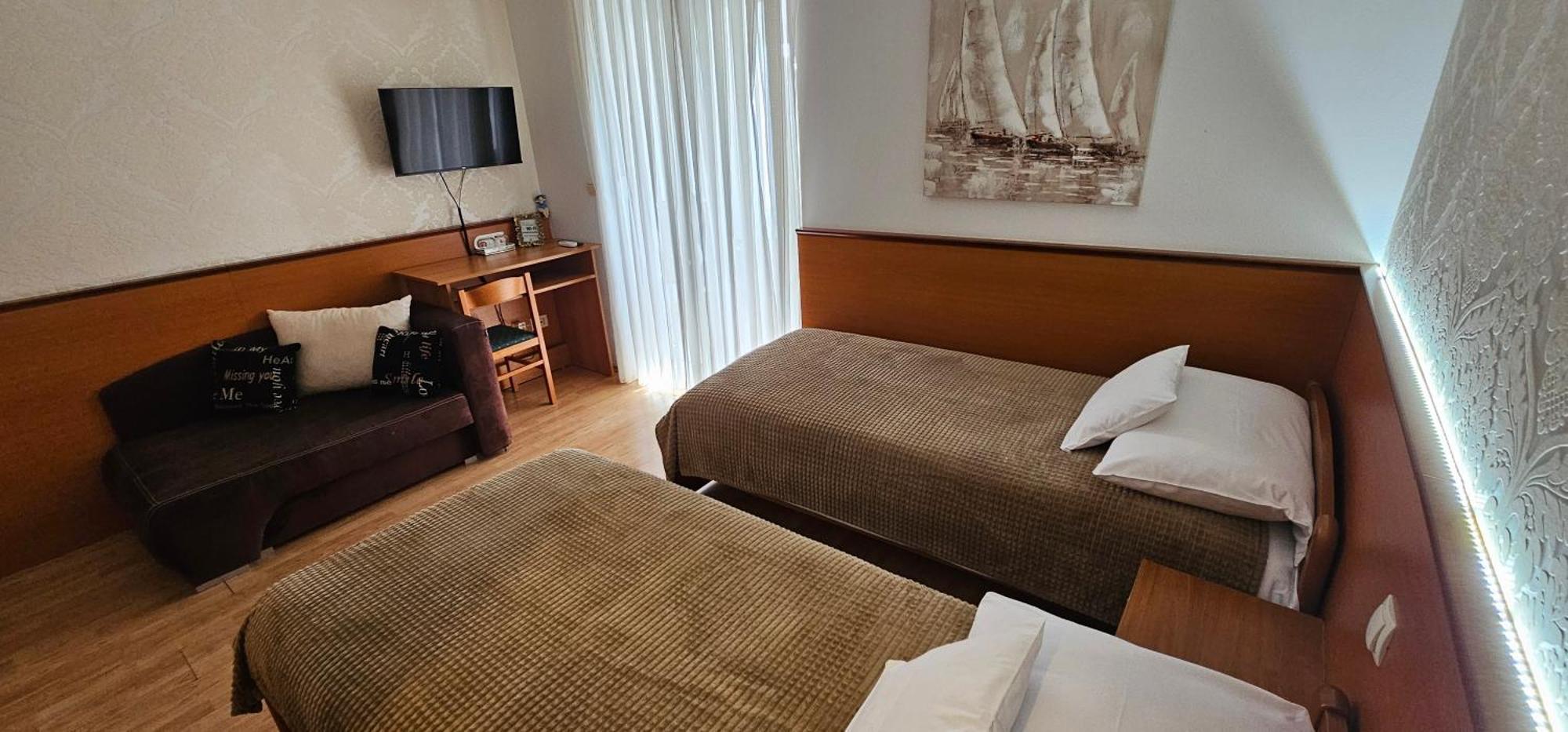 זאדאר Sobe/Rooms Riva מראה חיצוני תמונה